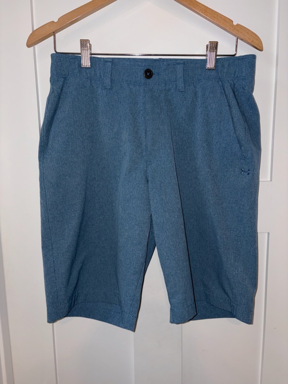 Under Armour Men’s Teal-Blue Flat Front Performance Shorts